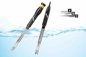 The IDS pH electrode SenTix® 945-1.5(-P) as a plug-in head and fixed cable version