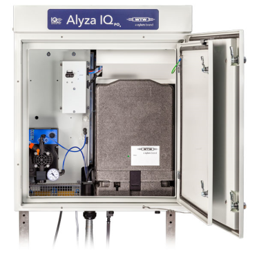 WTW Alyza IQ PO4 (825511), 1 channel version of phosphat analyzer, frontal view of Alyza Phosphat with closed measuring unit